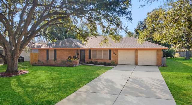 Photo of 109 Wedgewood Ave, Hitchcock, TX 77563