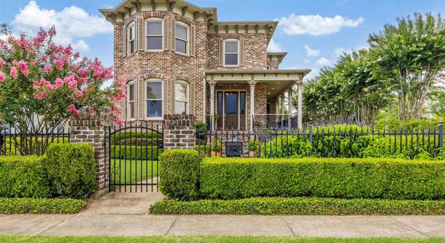 Photo of 647 Cortlandt St, Houston, TX 77007