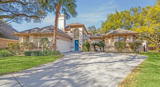Photo of 311 Lake Bend Dr, Sugar Land, TX 77479