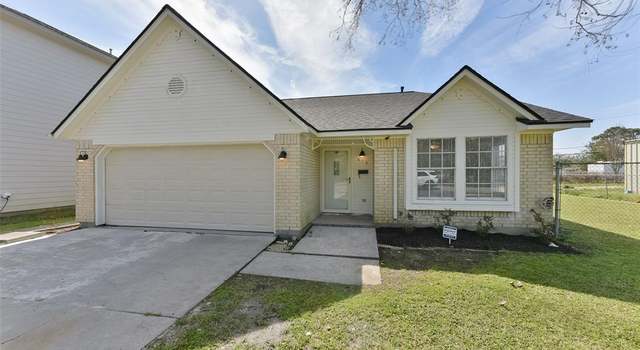 Photo of 510 S Ohio St, La Porte, TX 77571