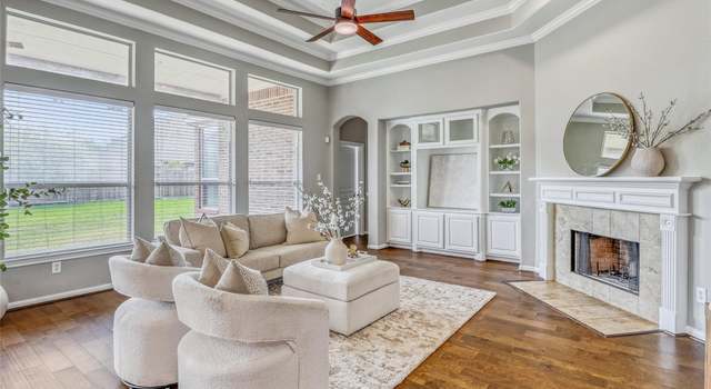 Property at 10918 Menaggio Ct, Richmond, TX 77406, 4 beds, 3.5 baths