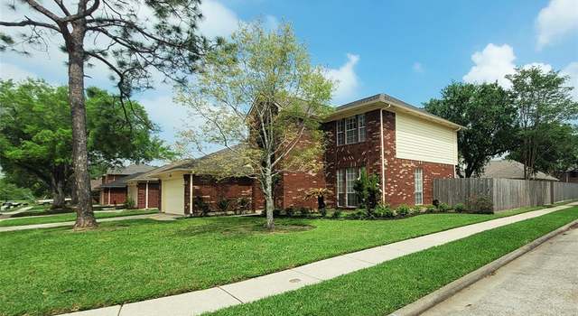 Photo of 1801 Oakbrook Cir, Pearland, TX 77581