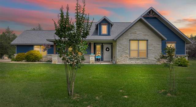 Photo of 1018 Woodglen Way, Cat Spring, TX 78933