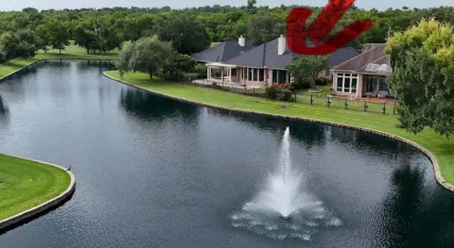 Photo of 8906 Four Leaf Dr, Sugar Land, TX 77479