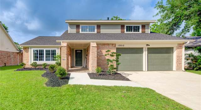 Photo of 10810 Sageburrow Dr, Houston, TX 77089