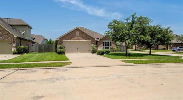 Photo of 1714 Brighton Brook Ln, Pearland, TX 77581