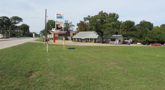Photo of 1248 W Church St, Livingston, TX 77351