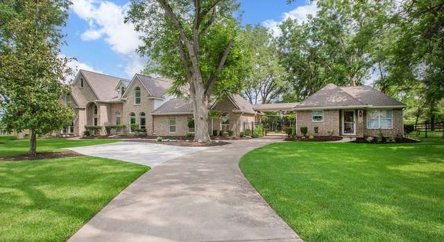 Photo of 910 Saint Elmos Ct, Missouri City, TX 77459