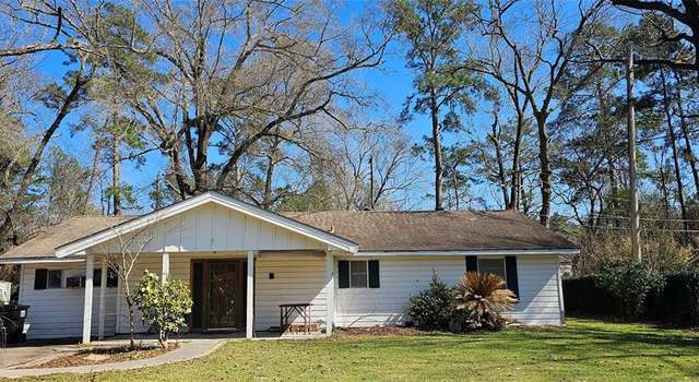 Photo of 315 Maplewood St, Kountze, TX 77625