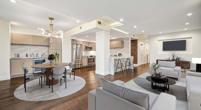 Photo of 14 Greenway Plz Unit 10P, Houston, TX 77046