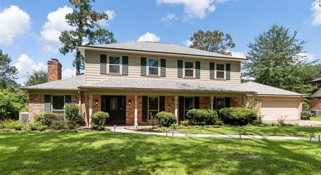 Photo of 802 Stone Mountain Dr, Conroe, TX 77302