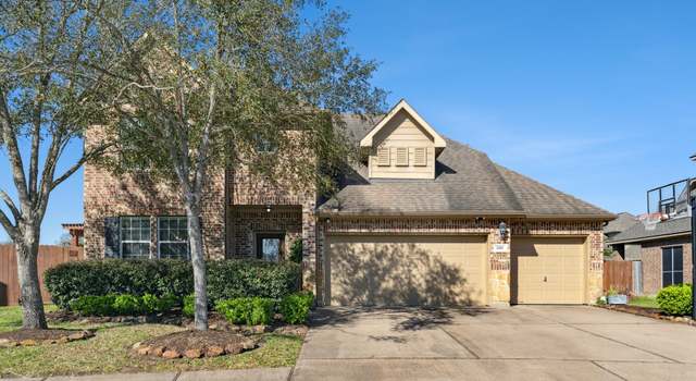 Photo of 2110 Stonehollow Ct, Pearland, TX 77581
