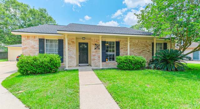 Photo of 1510 Elmscott Dr, Sugar Land, TX 77498