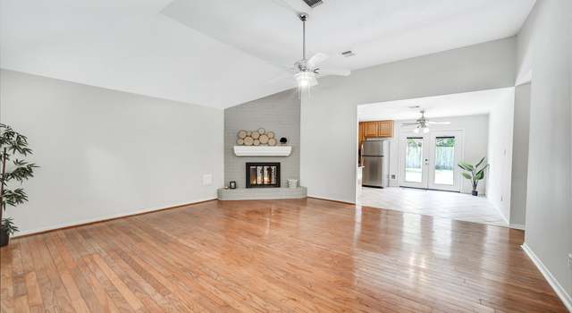 Photo of 1123 Comstock Springs Dr, Katy, TX 77450