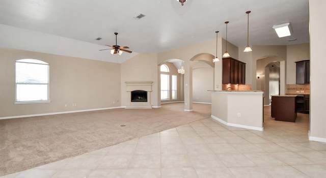 Photo of 70 Terra Bella Dr, Manvel, TX 77578