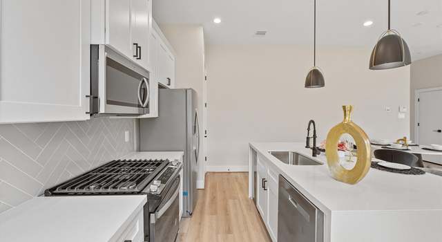Photo of 833 Dorchester St St Unit D, Houston, TX 77022