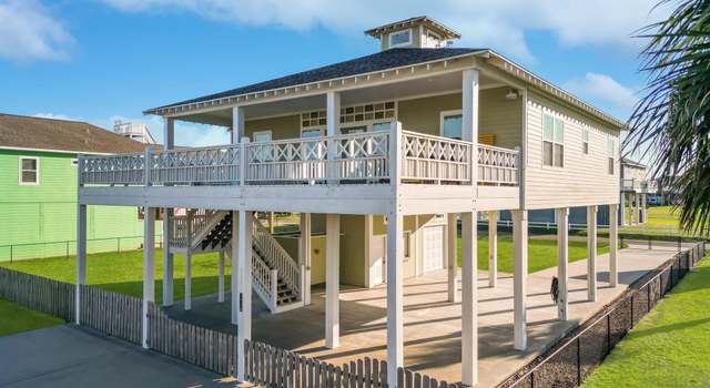 Photo of 883 Townsend Dr, Crystal Beach, TX 77650