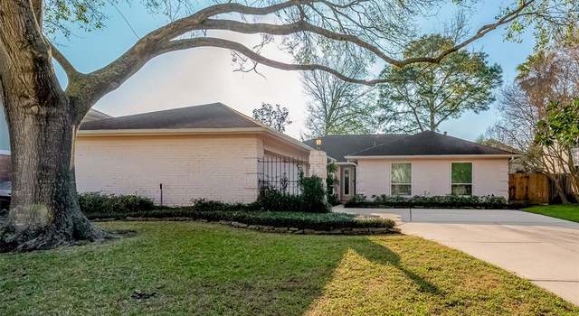 Photo of 511 Lorie Ln, Seabrook, TX 77586