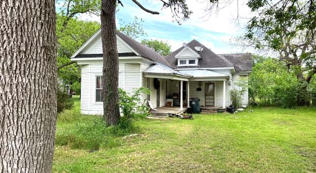 Photo of 308 S East St, Edna, TX 77957