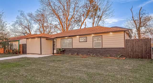 Photo of 10521 Cathedral Dr, Houston, TX 77051