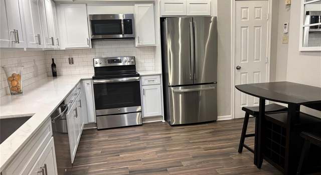 Photo of 6314 1st St, Bellaire, TX 77401
