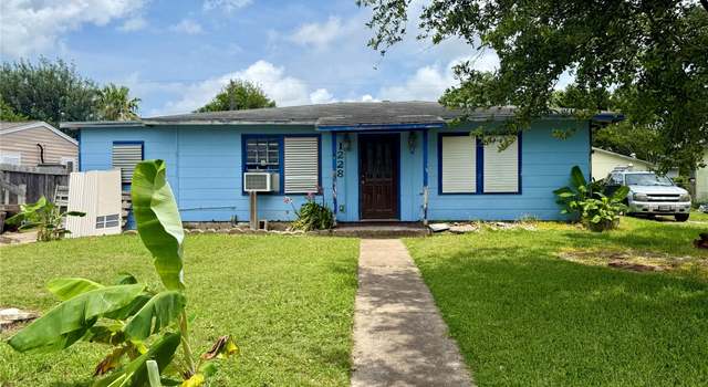Photo of 1228 Bayou Shore Dr, Galveston, TX 77551