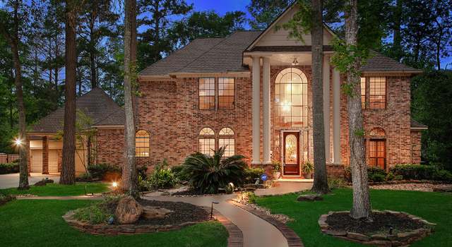 Photo of 2 Firefall Ct, The Woodlands, TX 77380