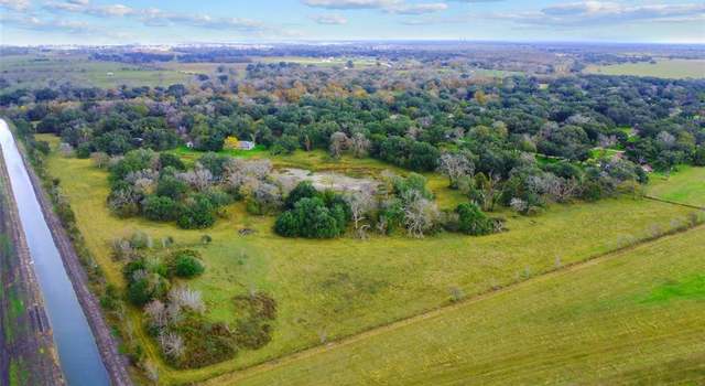 Photo of 696 Tammy St, Boling, TX 77420