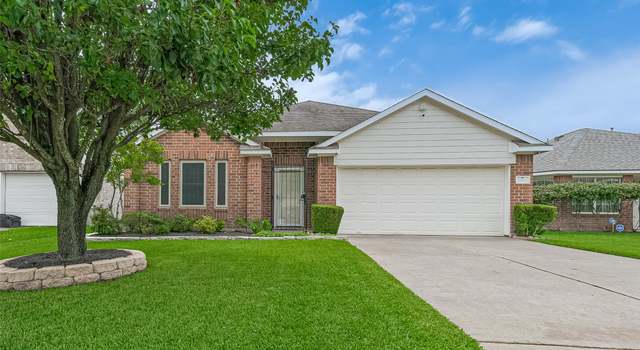 Photo of 2631 Tinas Terrace Dr, Houston, TX 77038