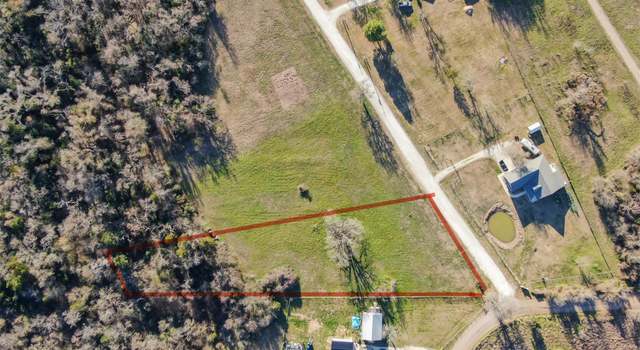 Photo of 231 Dewey Ln, Franklin, TX 77856