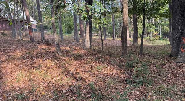 Photo of 2119 Wheatstone Dr, Huntsville, TX 77340