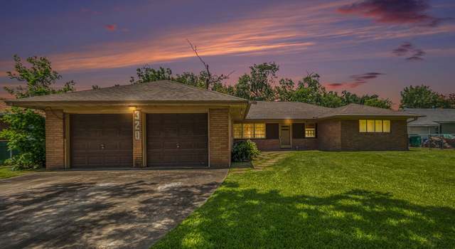 Photo of 320 Burnett Dr, Baytown, TX 77520
