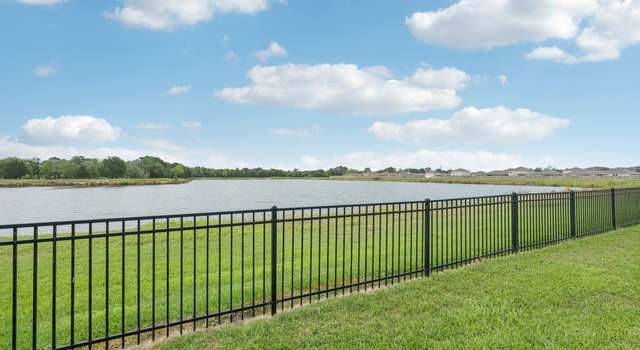 Photo of 2873 S Fairway Lake Dr, Alvin, TX 77511