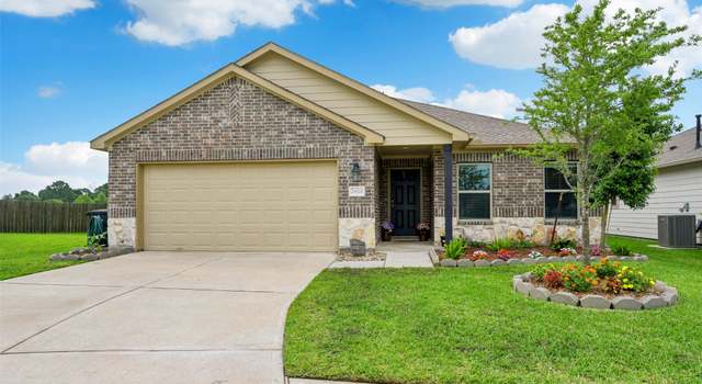 Photo of 2873 S Fairway Lake Dr, Alvin, TX 77511