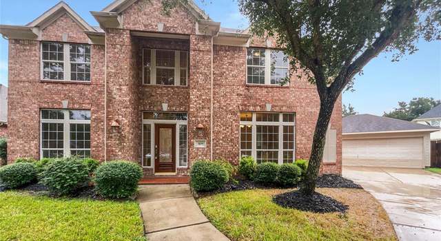 Photo of 3109 Autumn Ct, Pearland, TX 77584
