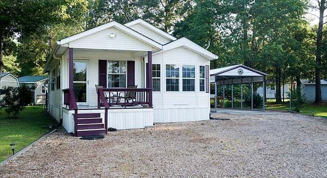 Photo of 212 Escapees Dr, Livingston, TX 77351