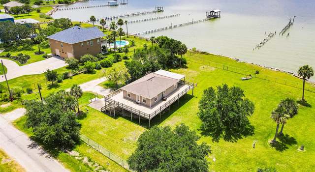 Photo of 1102 15th St, San Leon, TX 77539