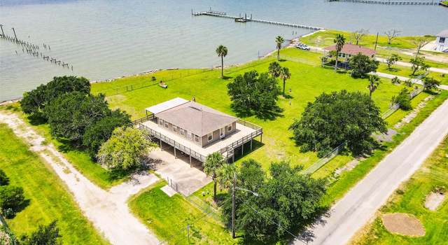 Photo of 1102 15th St, San Leon, TX 77539