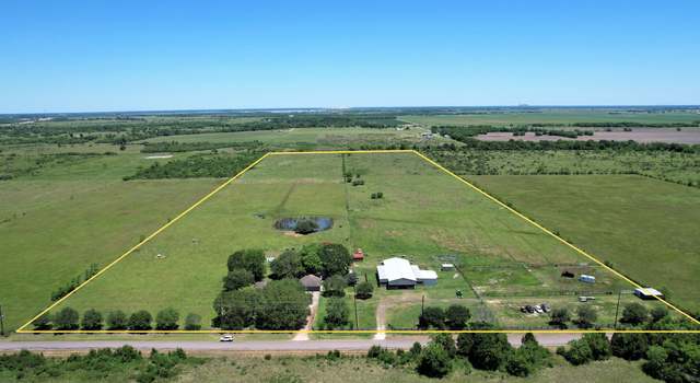 Photo of 611 County Road 18, Damon, TX 77430