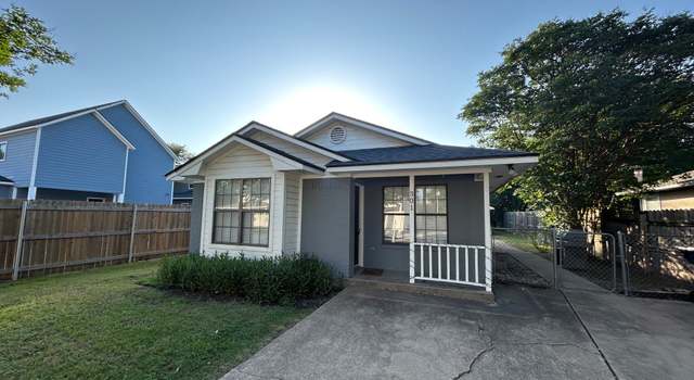 Photo of 301 Park Pl, College Station, TX 77840