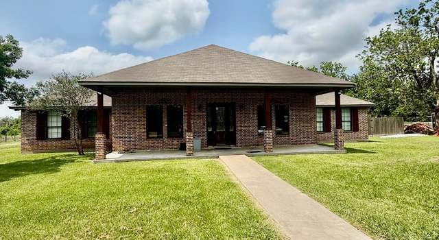 Photo of 1380 Jimmy Phillips Blvd, Angleton, TX 77515