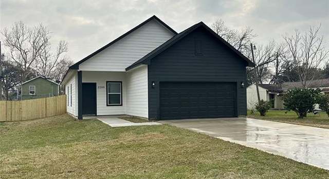Photo of 2209 2nd Ave N, Texas City, TX 77590