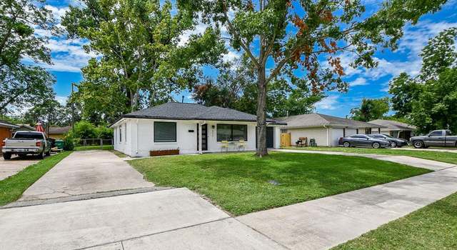 Photo of 9427 Springmont Dr, Houston, TX 77080