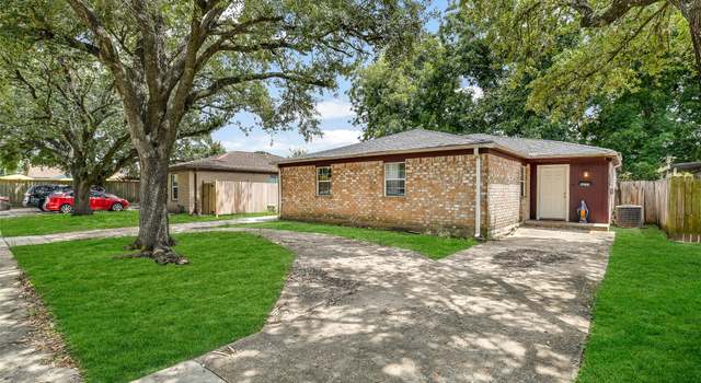 Photo of 3231 & 3233 Scotch Moss Ln, La Porte, TX 77571