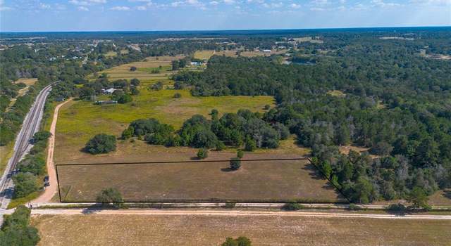 Photo of 1806 Sunset Ln, New Ulm, TX 78950