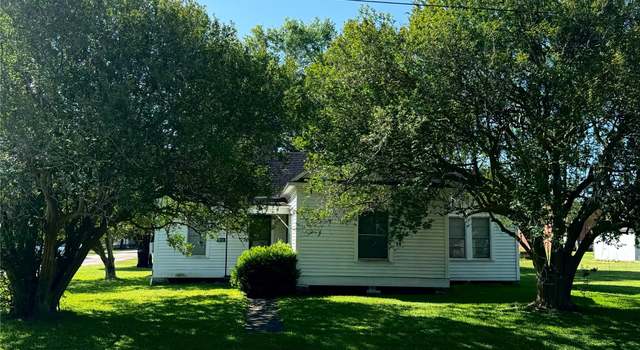 Photo of 212 Main St, Garwood, TX 77442