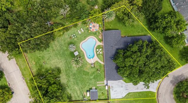 Photo of 1208 15th Ave N, Texas City, TX 77590