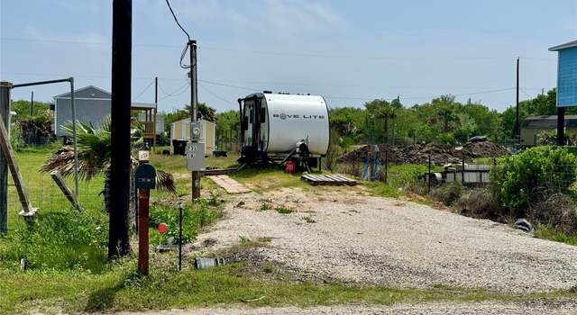Photo of 731 18th St, San Leon, TX 77539