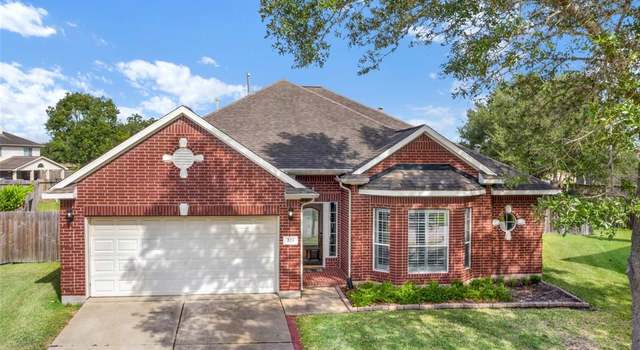 Photo of 223 Cay Crossing Ln, Dickinson, TX 77539