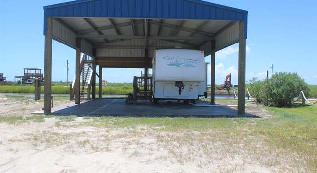 Photo of 1241 Mabry St, Gilchrist, TX 77617